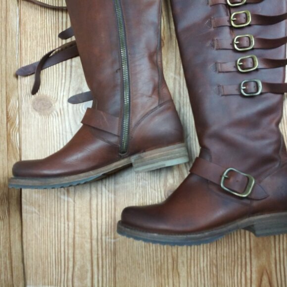 FRYE VERONICA Women Strap Tall Brown leather Boots size 6 Western Boho Moto - Picture 6 of 16